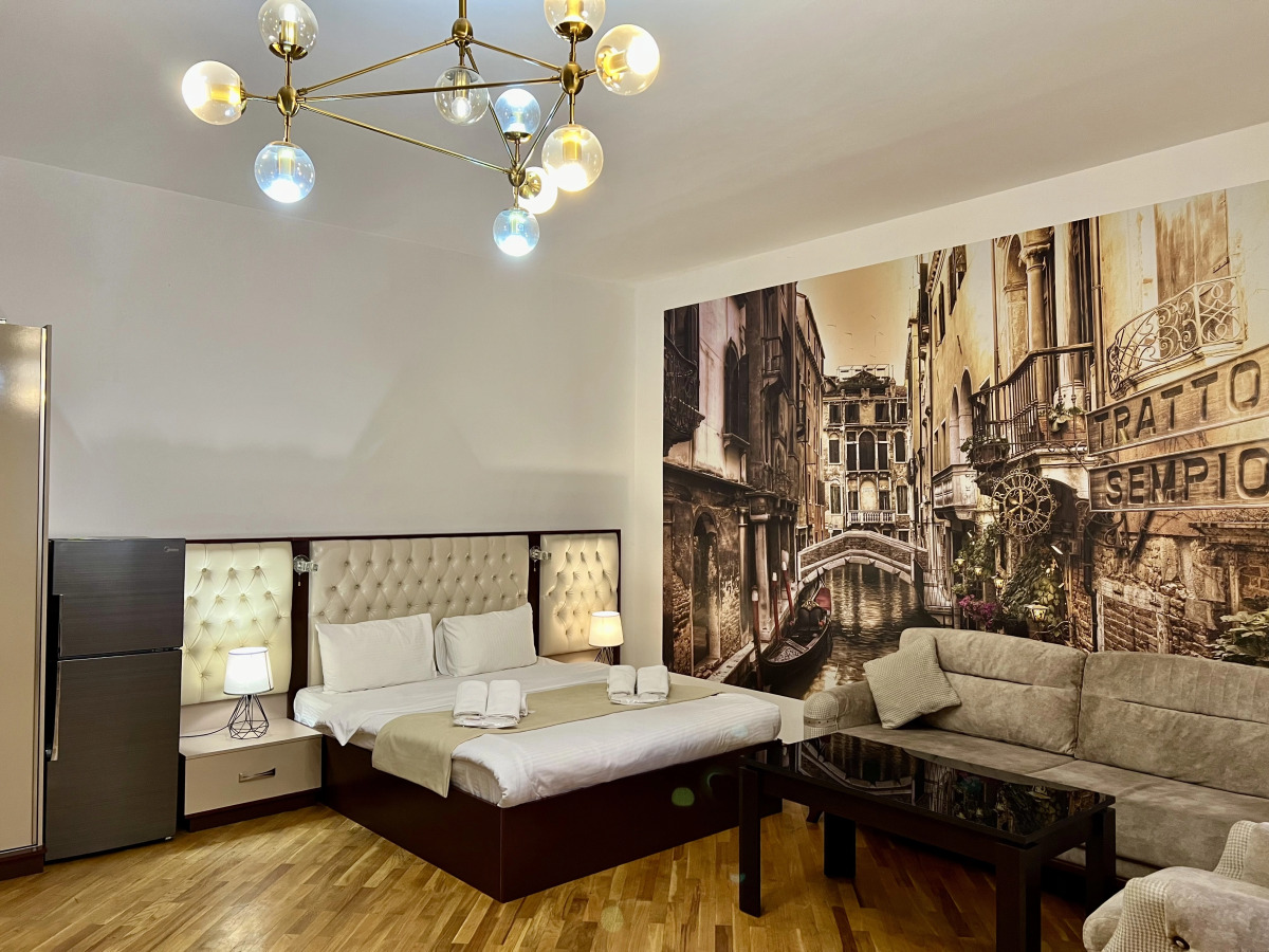 Отель Castle Family