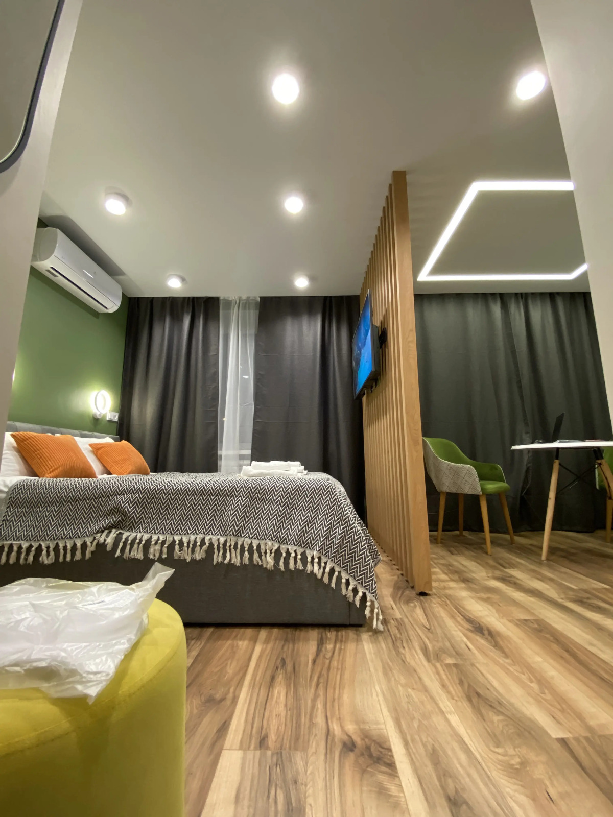 Зеленая студия Апартаменты и точка