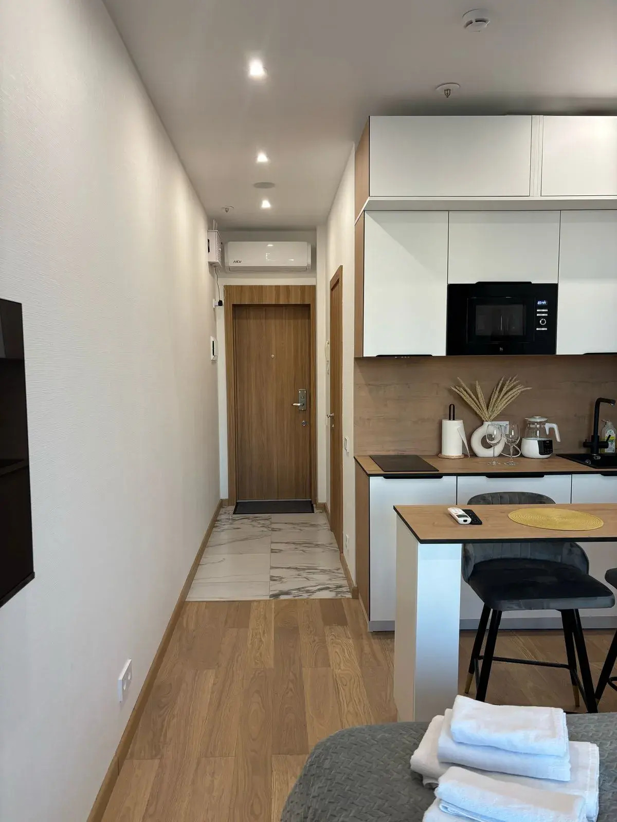 Апартаменты - студия у моря 521