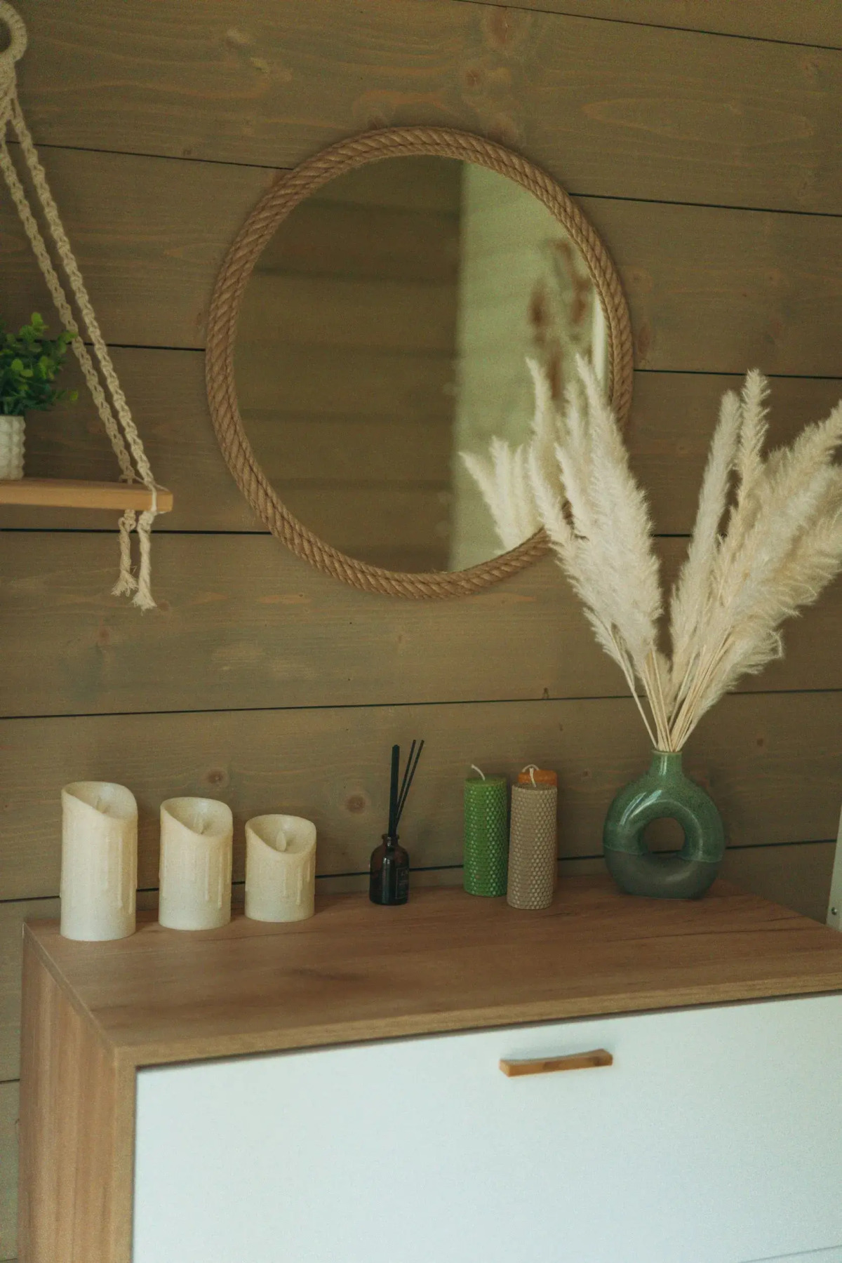 Частный дом с баней и чаном у воды и леса