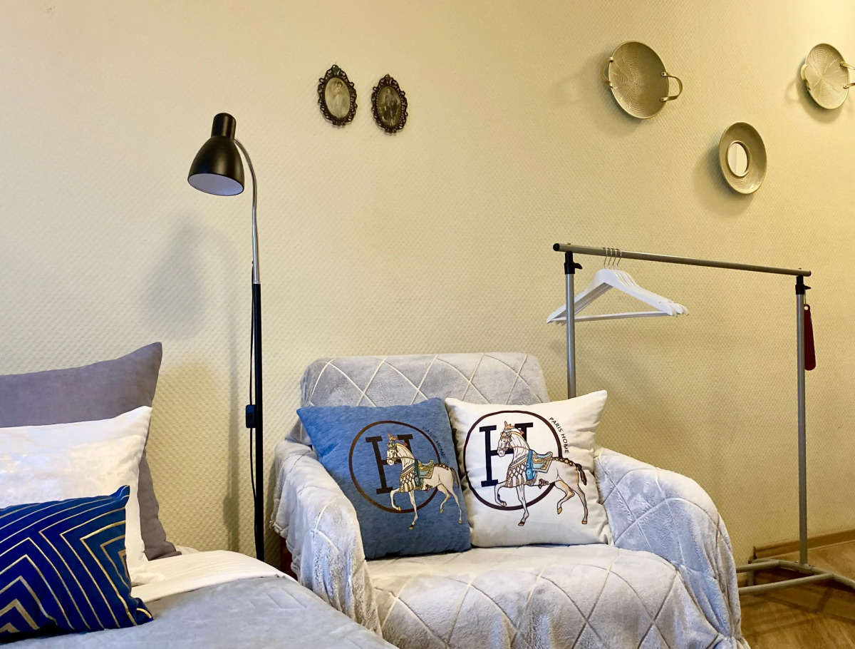 Апартаменты Версаль на Космонавтов