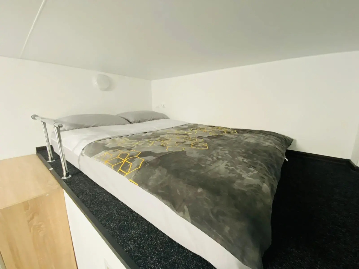 Апартаменты Нижний Ораниенбаум (308)