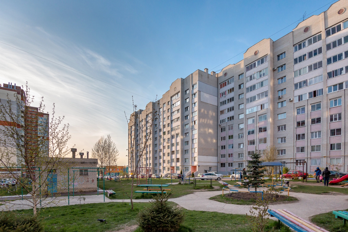 Апартаменты на Романа Брянского 8/1