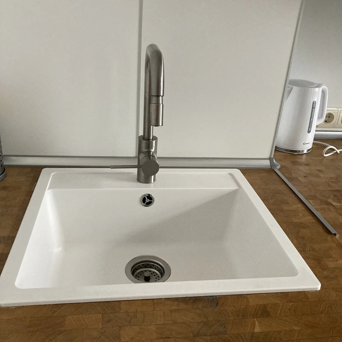 Апартаменты Евродвушка в центре Домбая