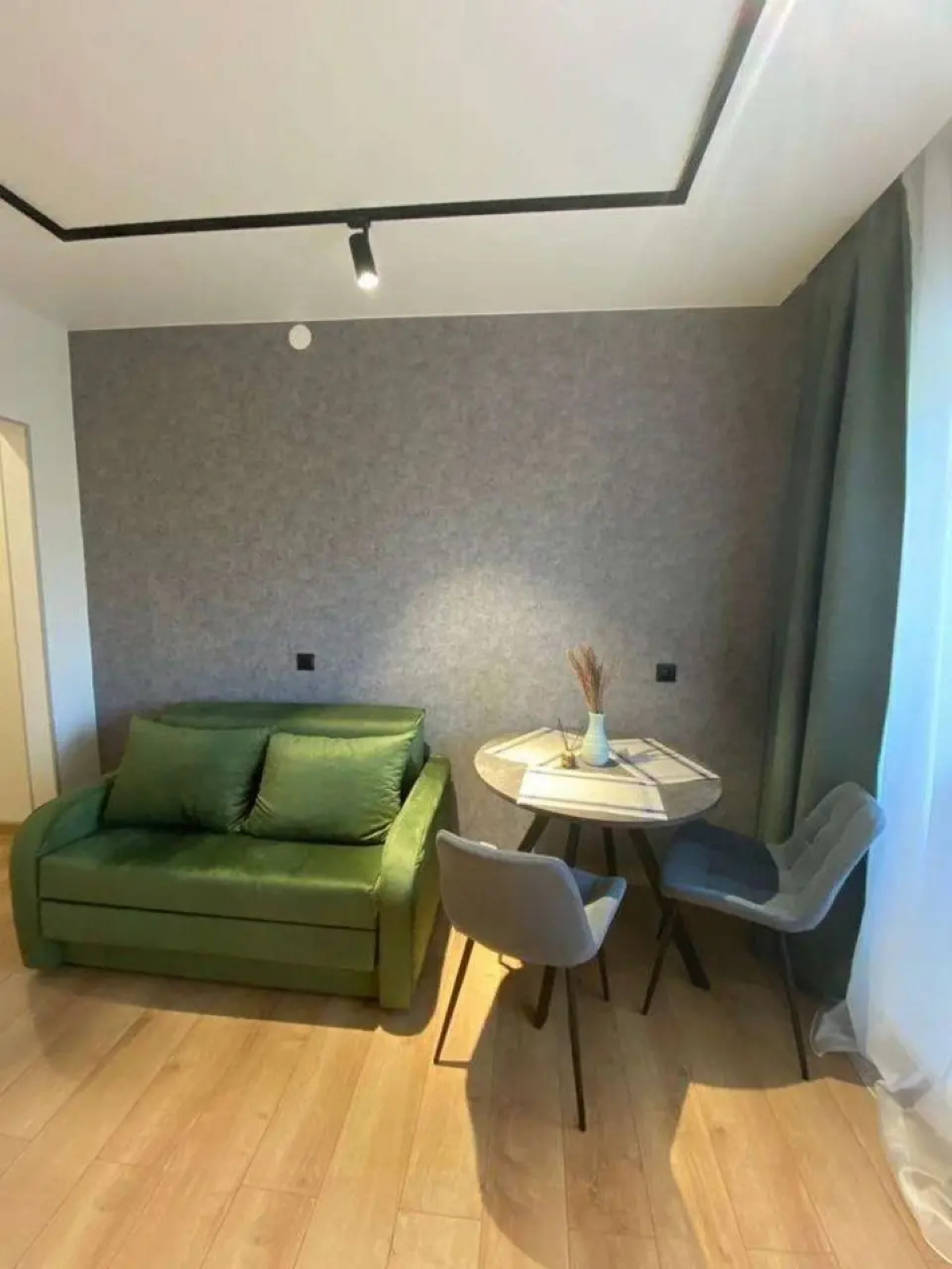 Квартира уютная рядом с метро Буpeвeстник