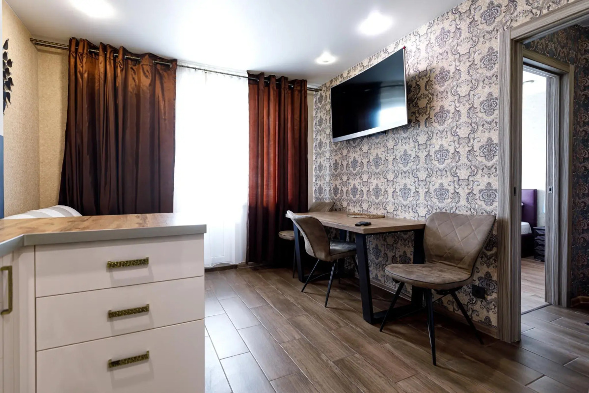 Апартаменты Уютные 1-комнатные на Академика Сахарова 119к2