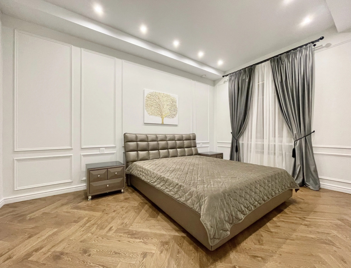 Апартаменты 4-комнатные HomeApart Свердлова, 26