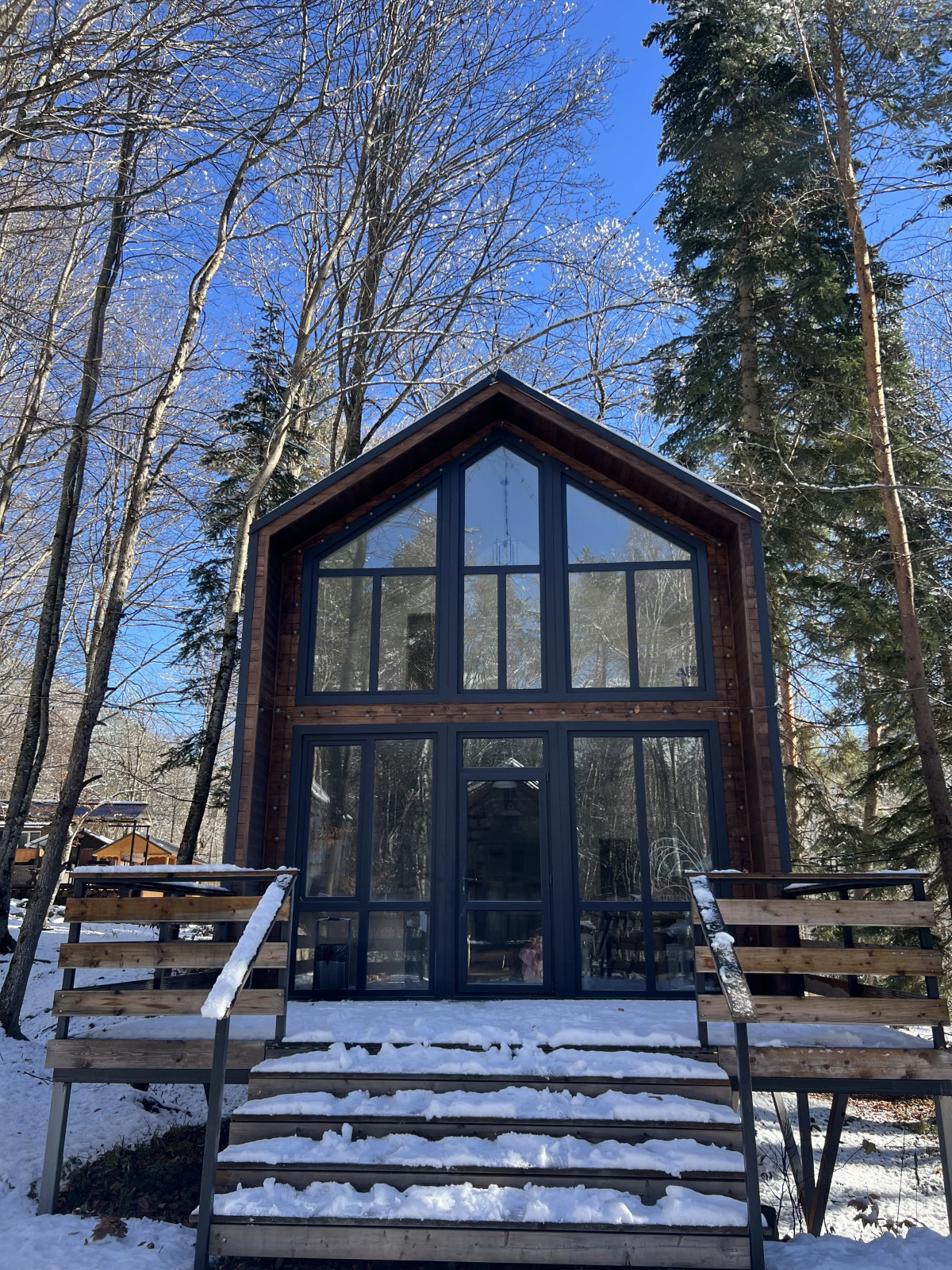 Шале Aishah House