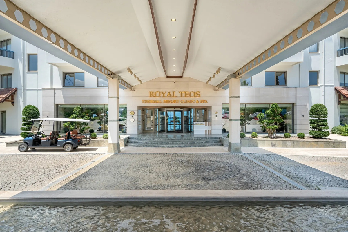 Royal Teos Thermal Resort Clinic & Spa (Halal Hotel)