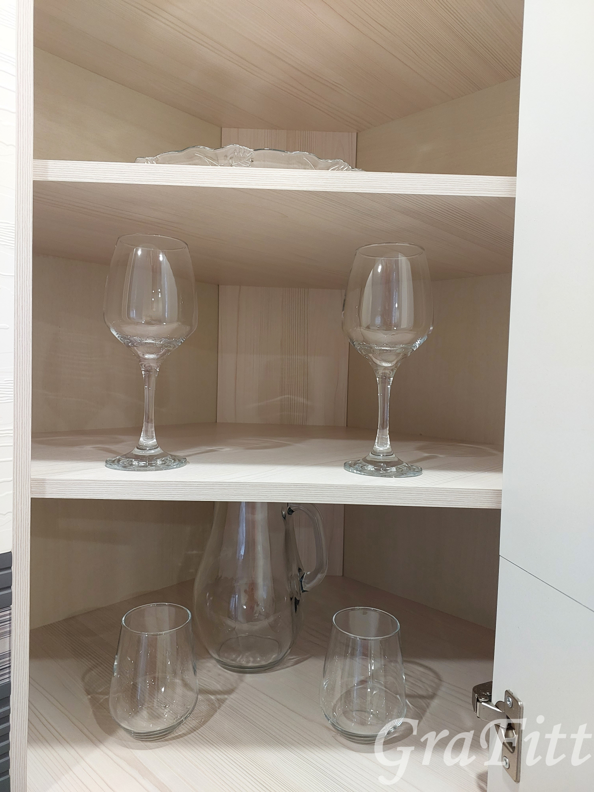 Апартаменты Grafitt в самом центре на Поморской