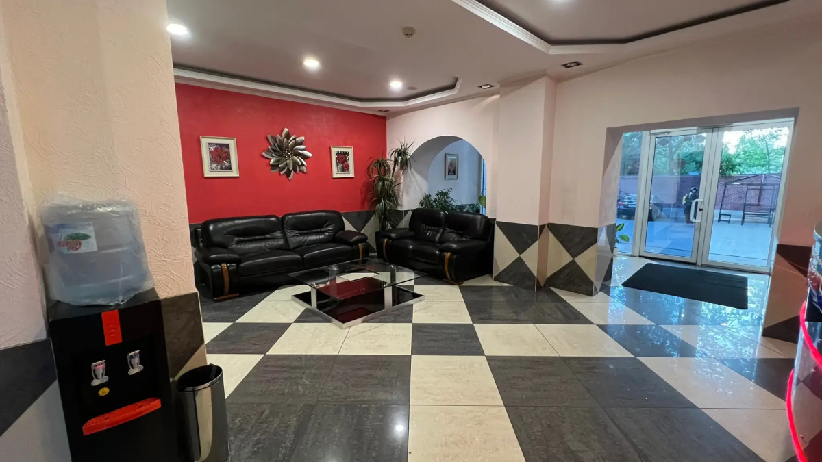 Отель Jeppesen Residence