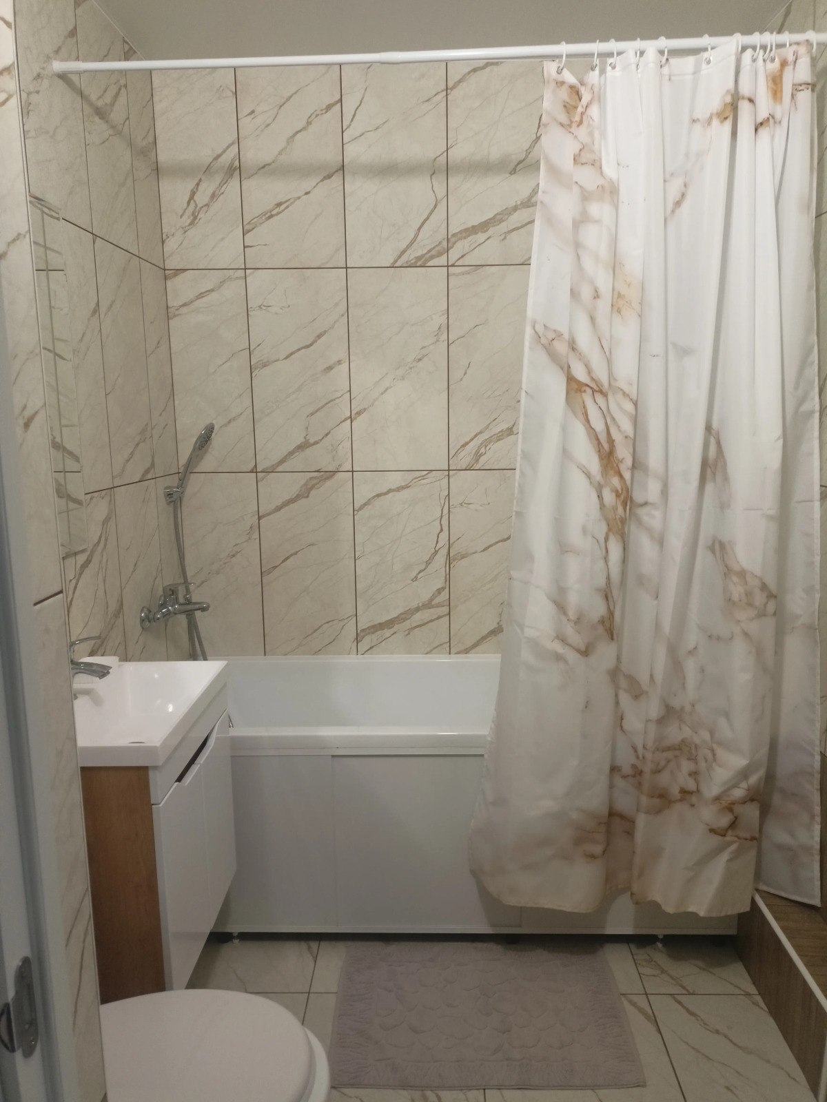 Апартаменты студия 45 на Симанина 14