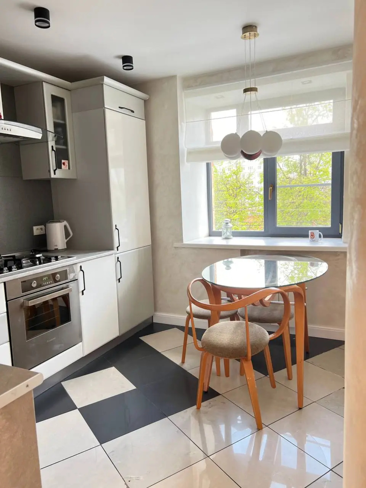 Квартира Толстой на Лейтейзена 3