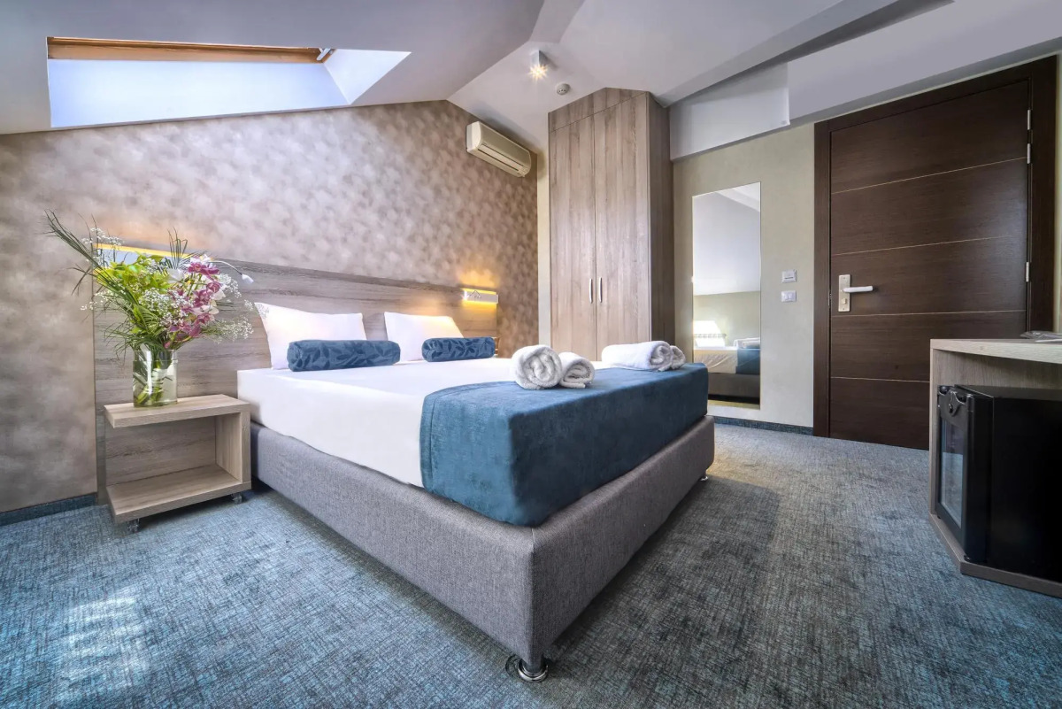 Отель Mint Garni