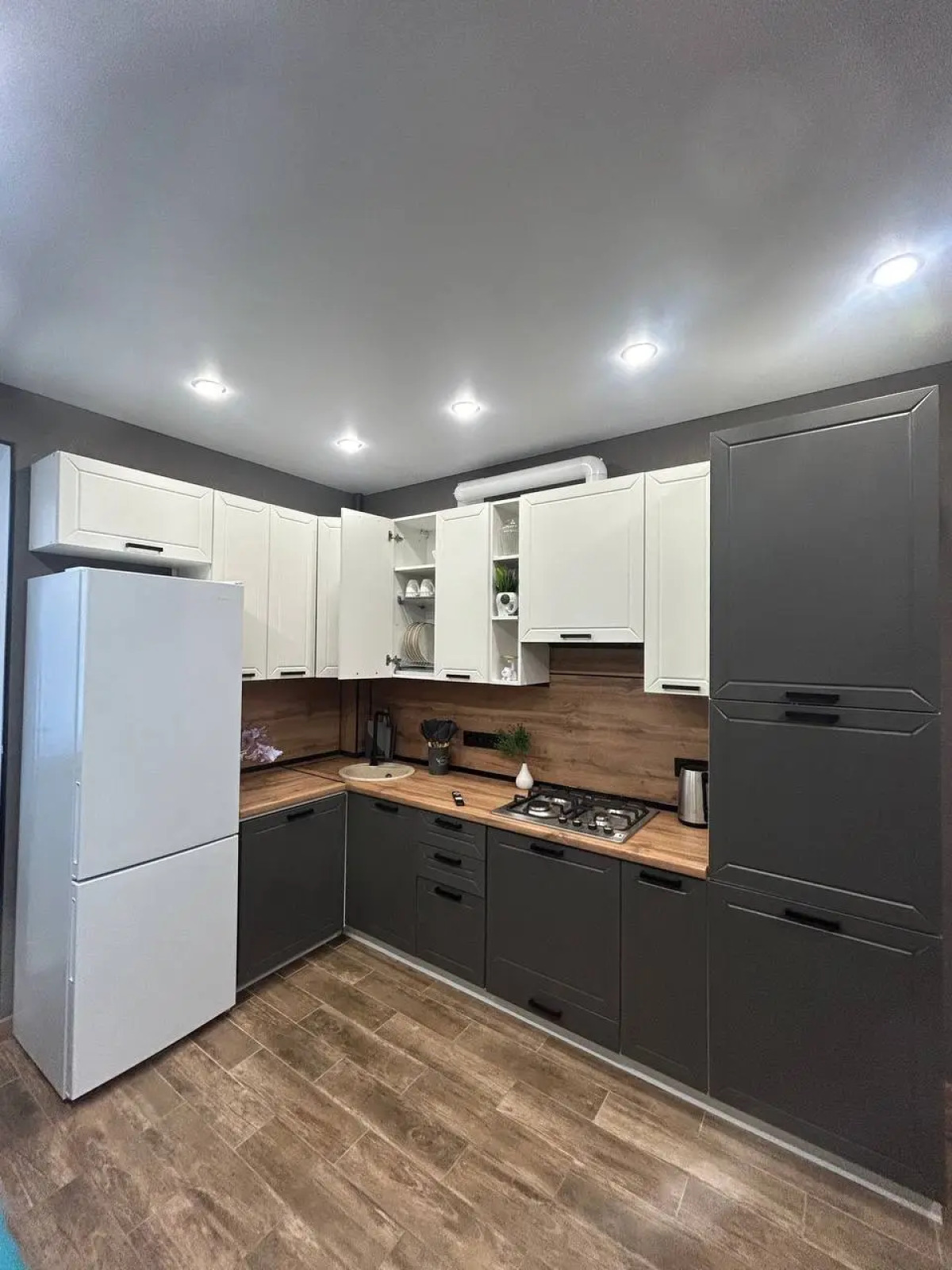 Квартира Уютная дизайнерская квартира