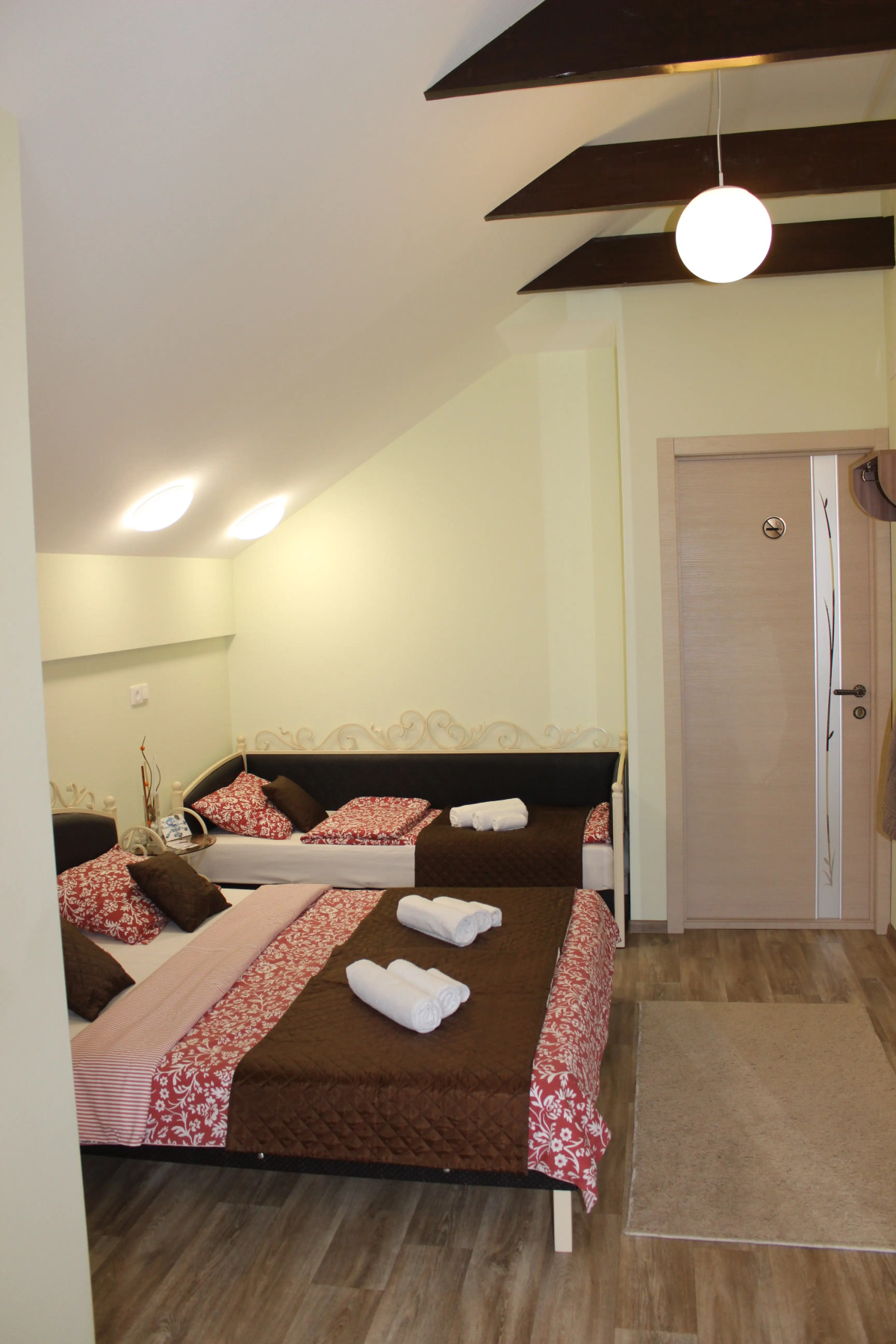 Отель на Ленинградской