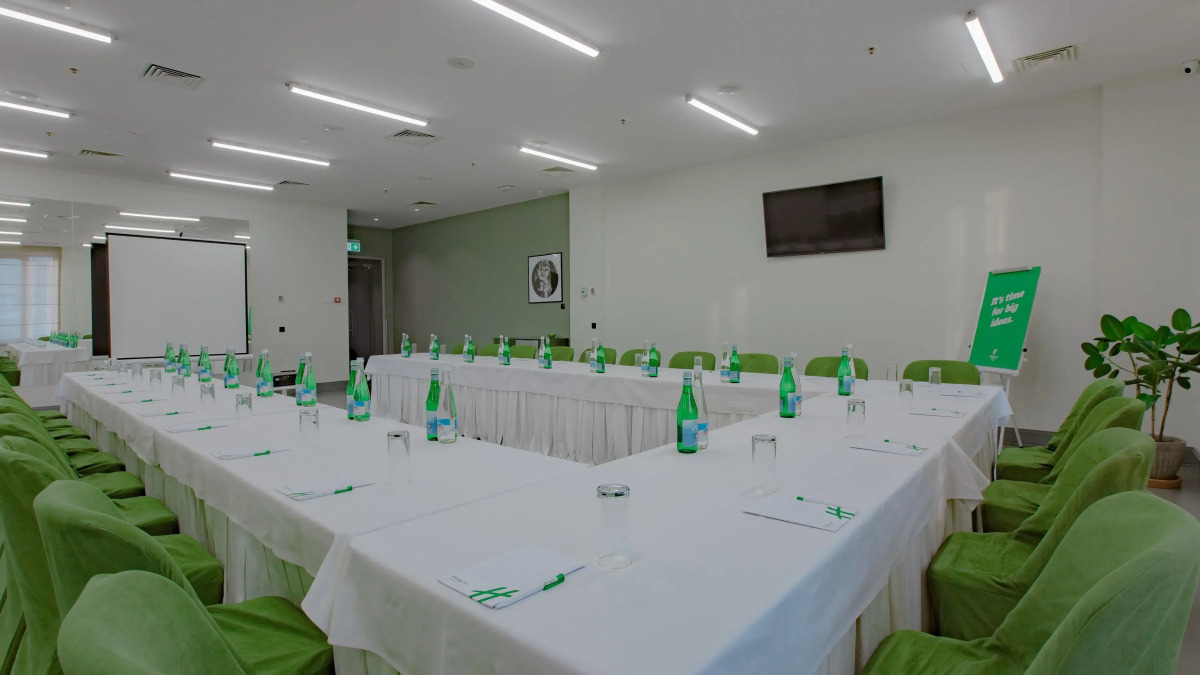 Отель Holiday Inn Telavi, an IHG Hotel
