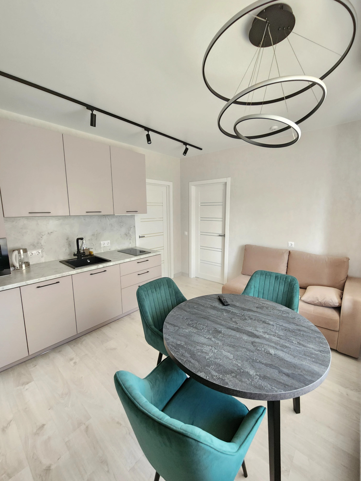 Апартаменты на Портовый 5