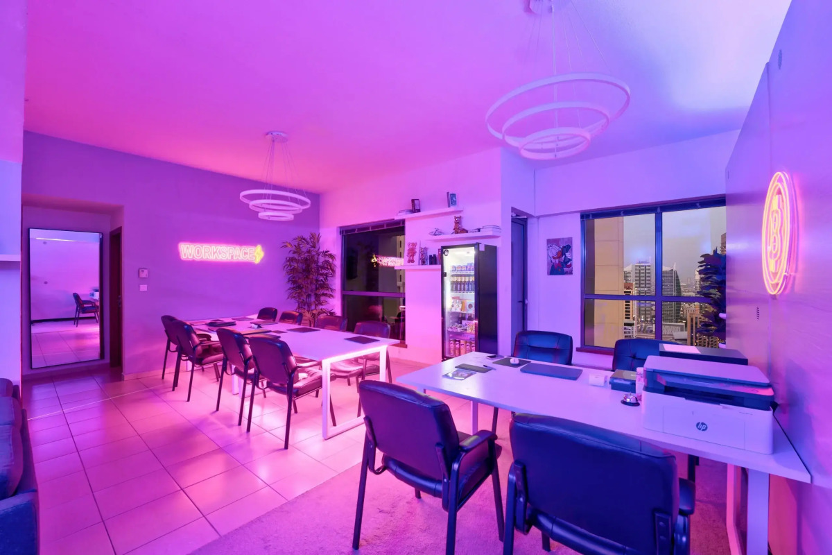 Мини-отель Berloga Holiday Homes JBR