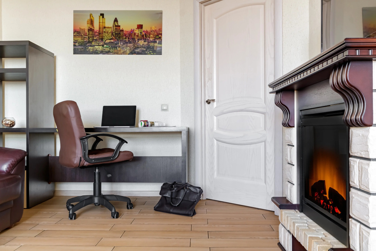 Апартаменты с Камином Угловой Ванной и Видом на Улицу Красную Комфорт с Характером Заселение Круглосуточно by Depart Apart