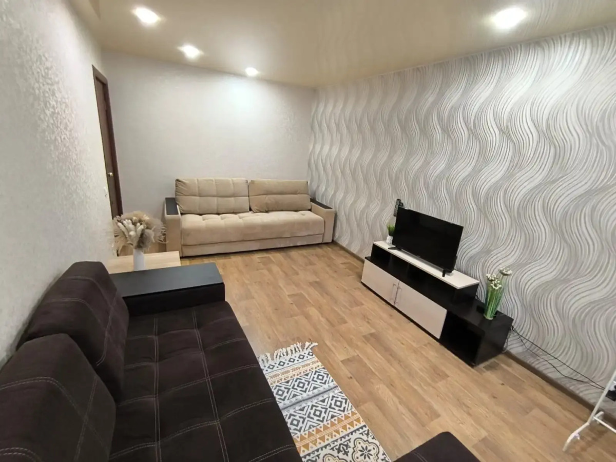 Апартаменты Октябрьской революции