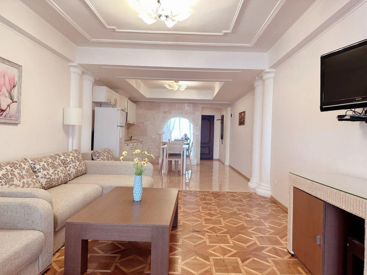 Апартаменты Однокомнатные Милана с Видом на Море