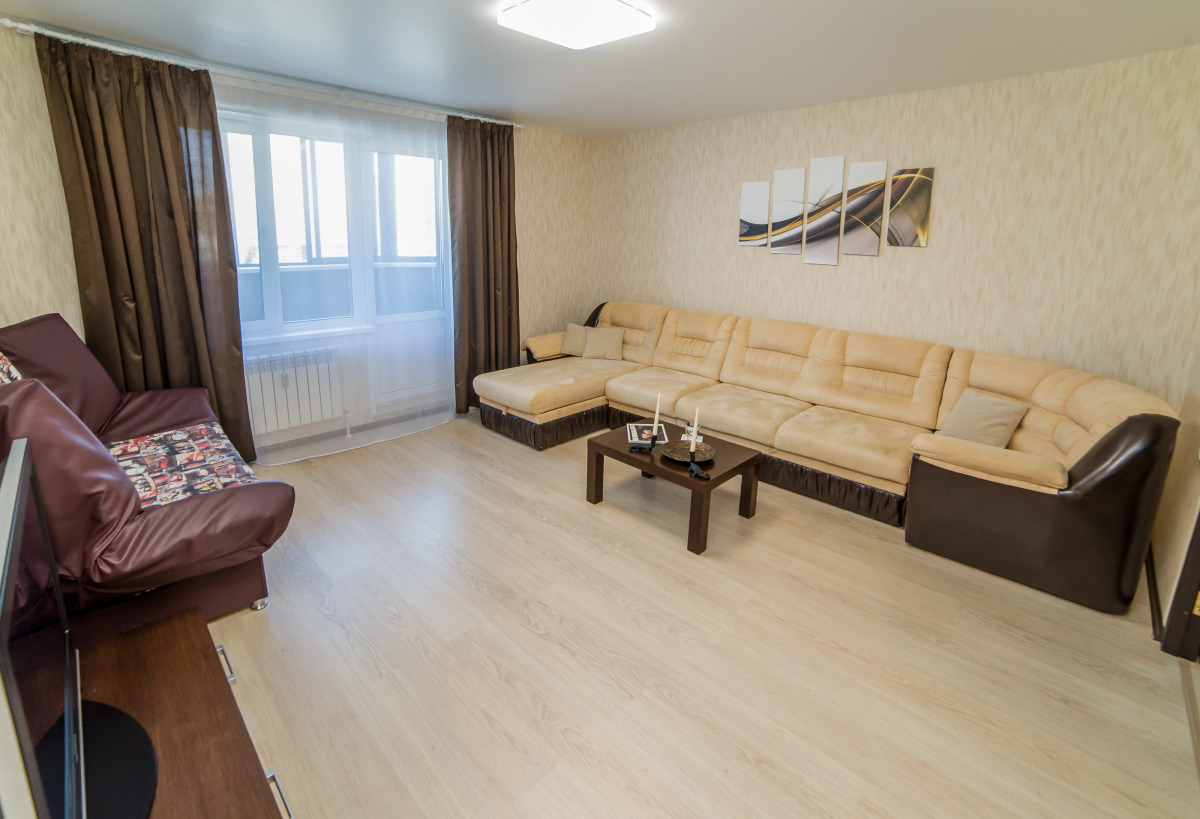 Апартаменты на Чкалова 242