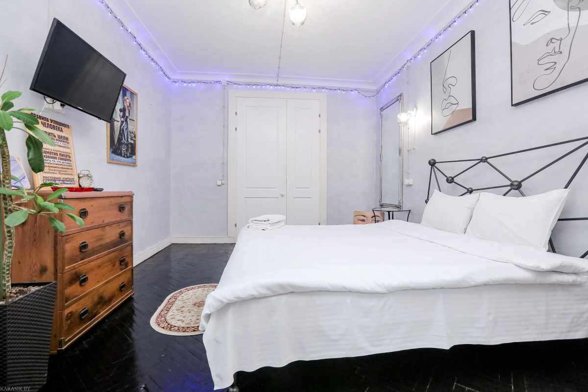 Апартаменты BelaTravel по адресу: Независимости,83