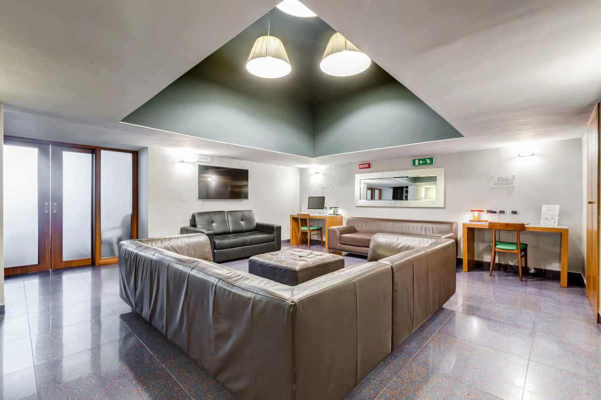 Отель Best Western Plus Hotel Plaza Napoli