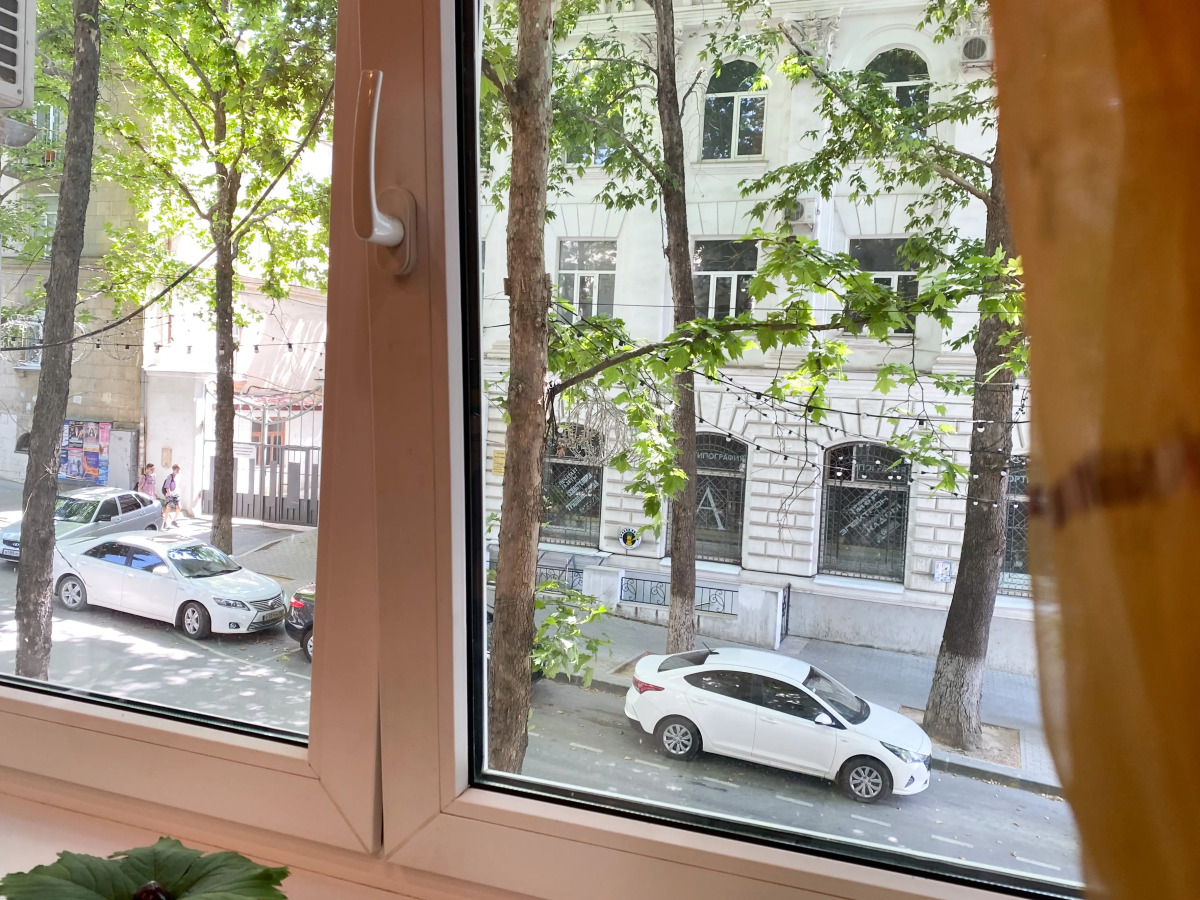 Апартаменты Счастье жить в центре Севастополя