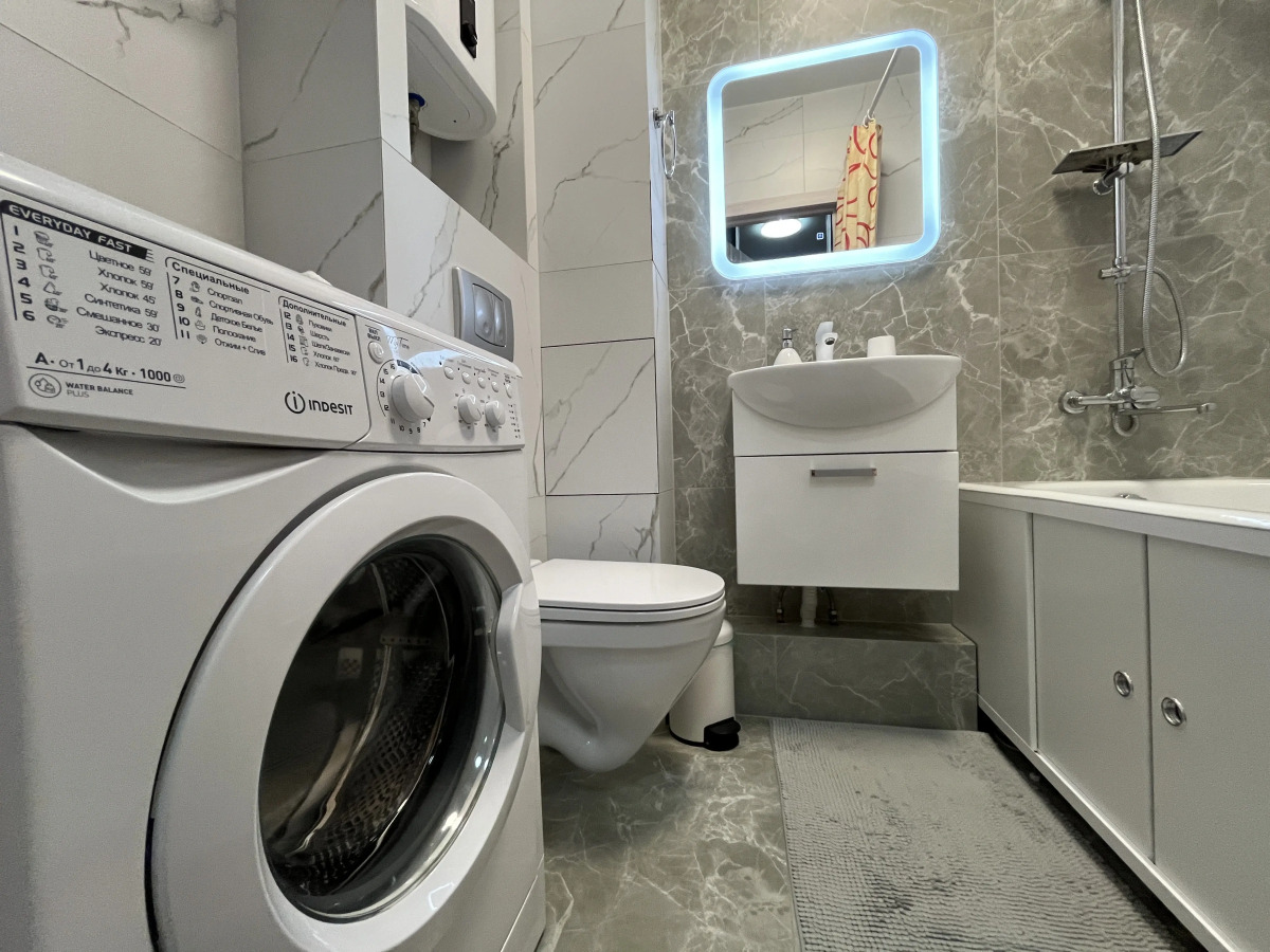 Апартаменты Unique Apart Колибри рядом с 8 Кассационным судом и Знаменским собором на Большевистской 1а