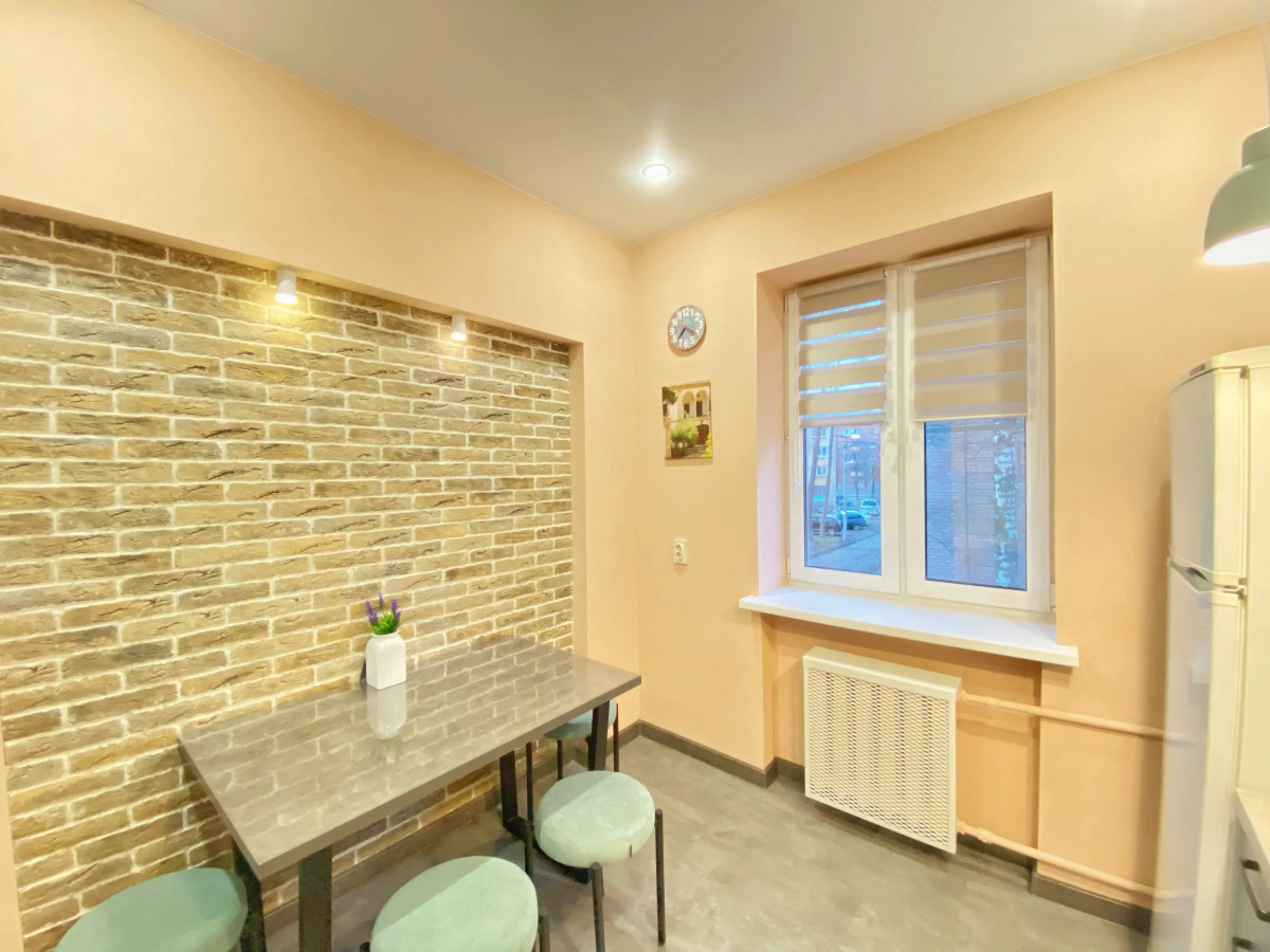 Апартаменты 2к Apart-Comfort на Чехова 22