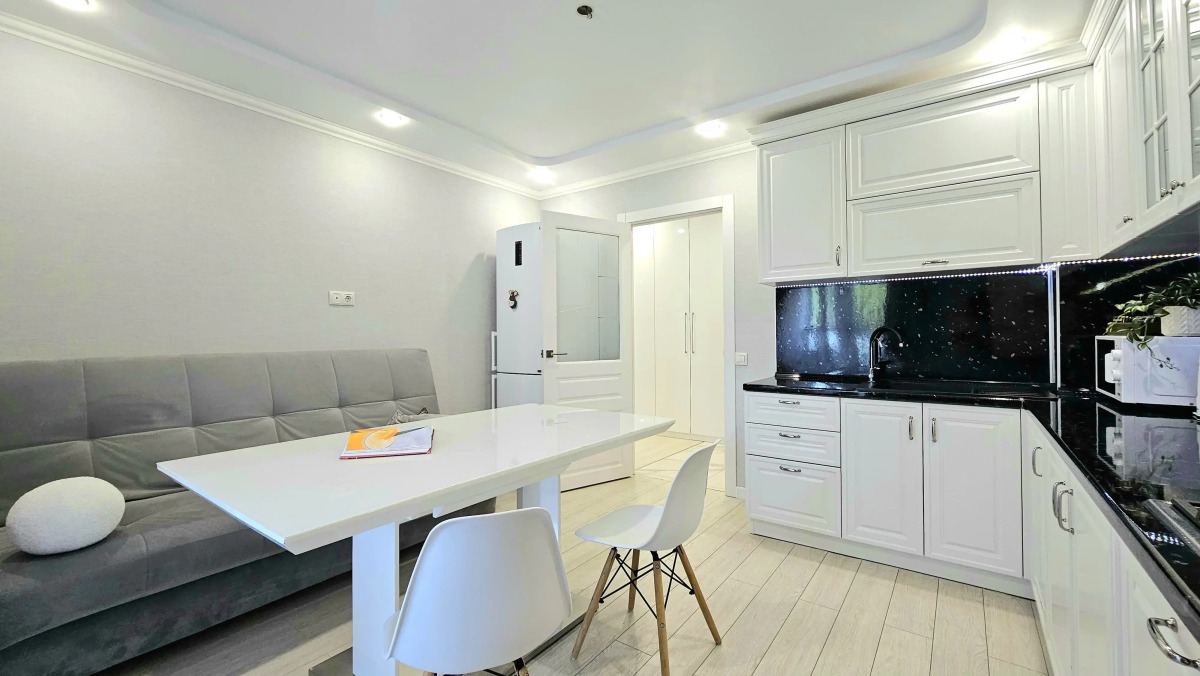 Квартира Urban Apartments 2-х комнатная рядом с метро и базой отдыха у леса