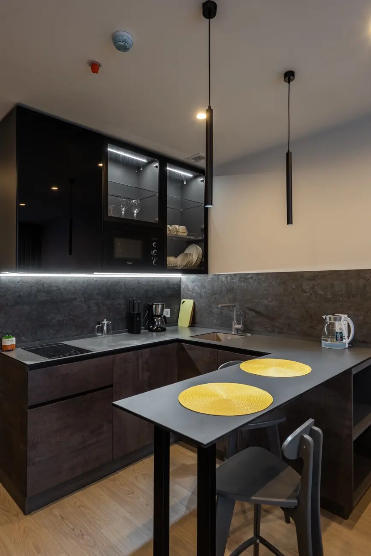 Апартаменты на проспекте Андропова 10