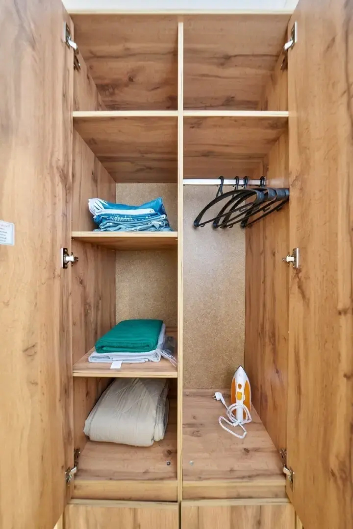 Квартира Студия в новом доме ЖК Премьер, самый центр города у Гипермаркет Семья по адресу Николая Островского 52 на 4 человек