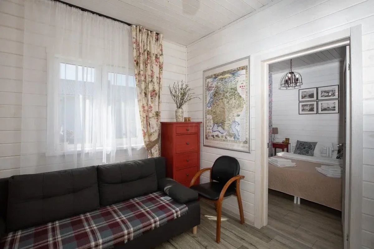 Частный дом стильный рядом с источником