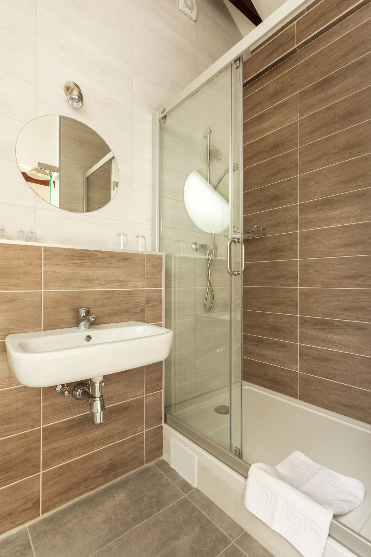 Отель Old Town Trio