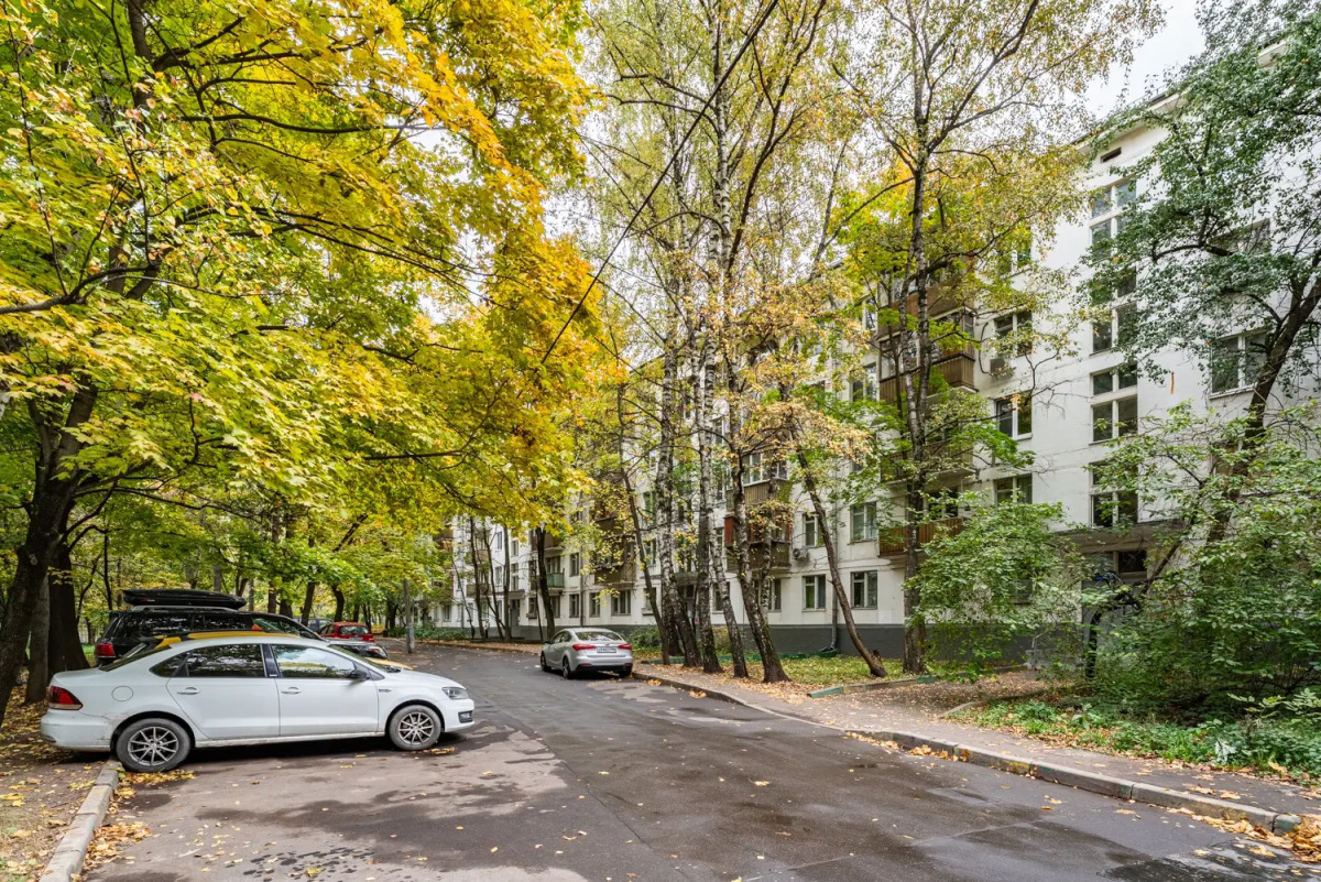 Апартаменты Студия с Новым Ремонтом у Метро Зюзино