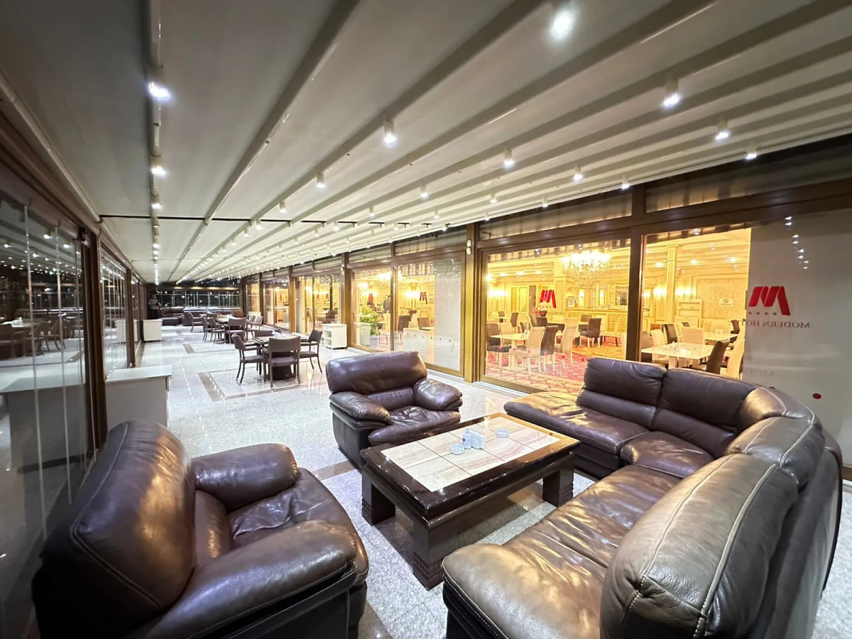 Отель Модерн