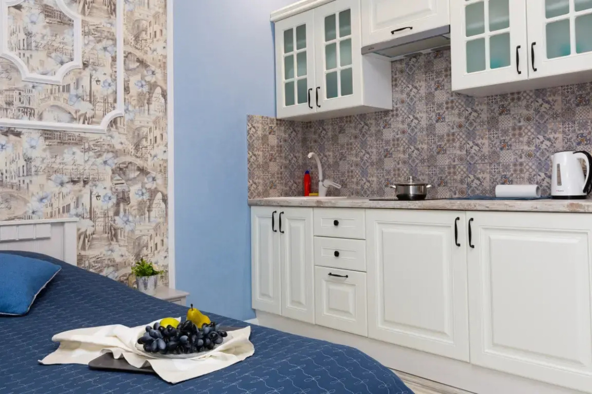 Апартаменты Этажидейли на Белинского с балконом