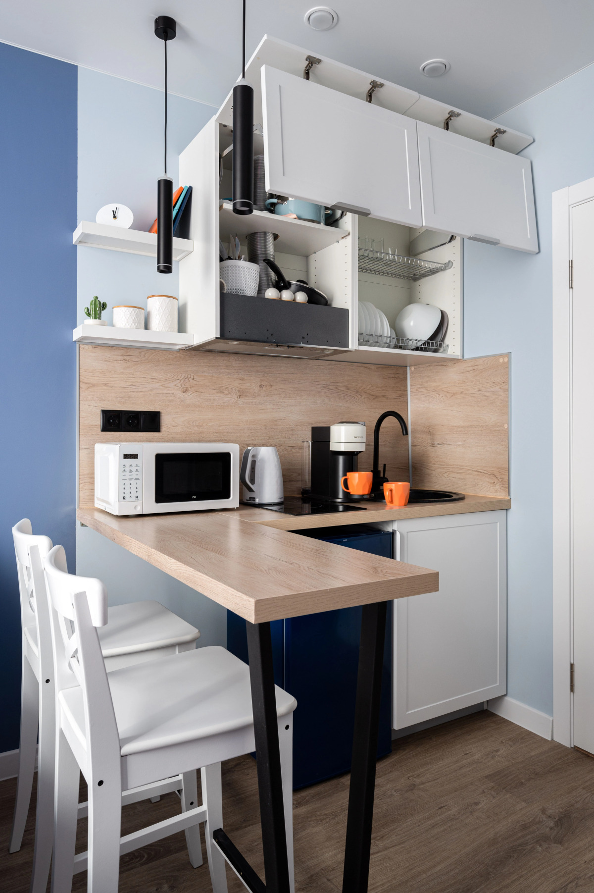 Апартаменты бульвар Эйнштейна 4 (402)