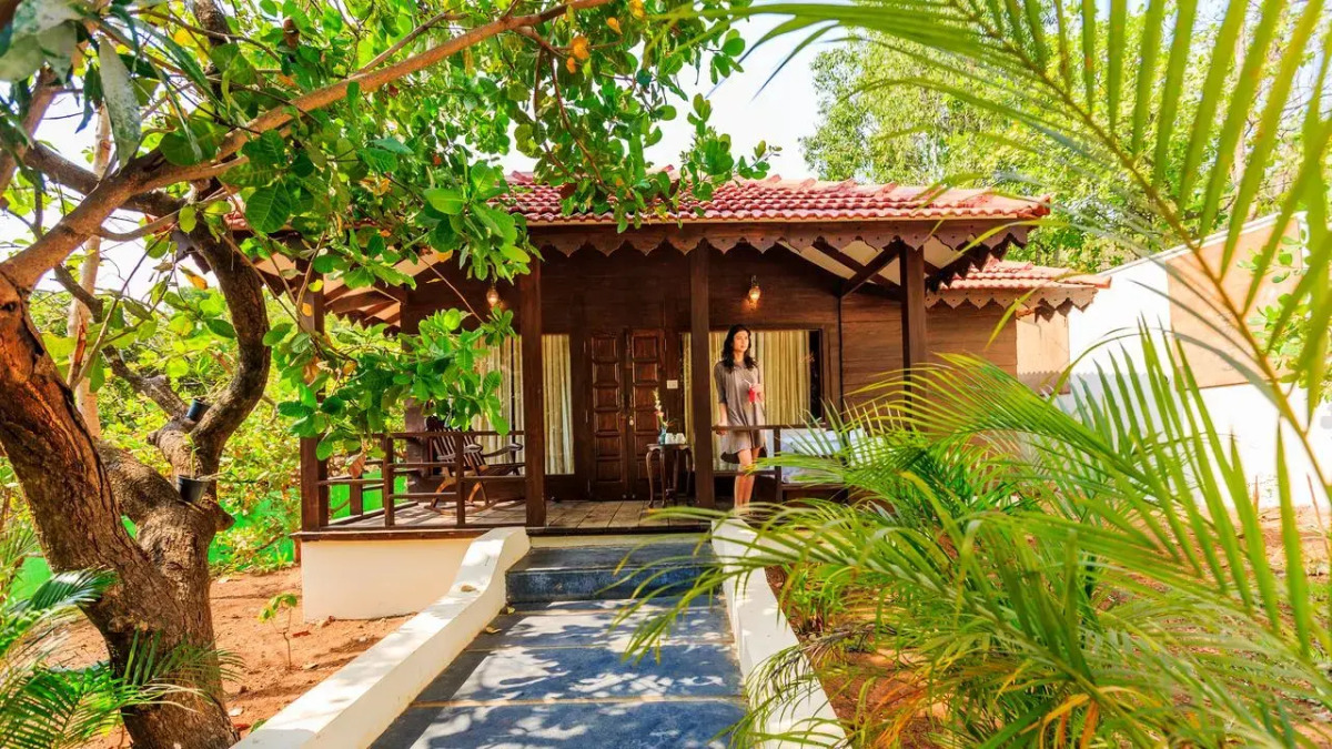 Отель Amritara Aura Spa Retreat North Goa