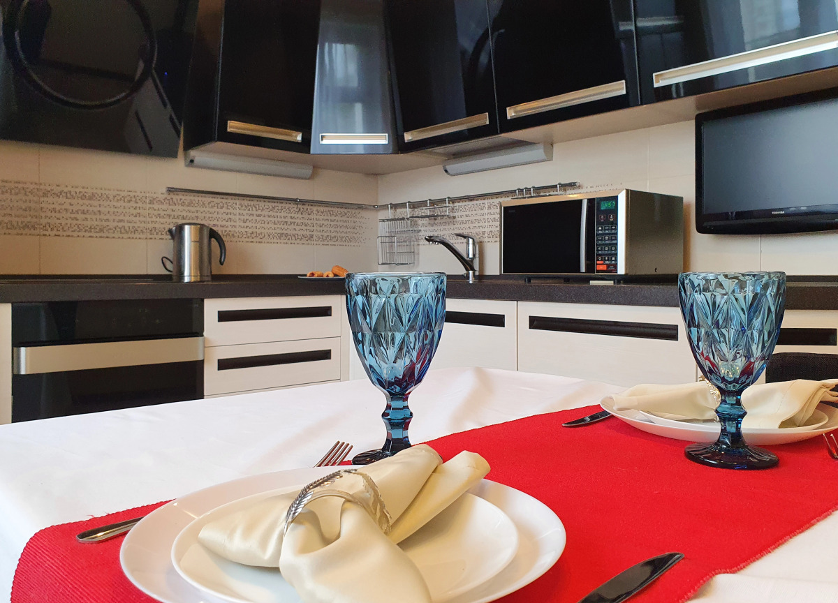 Апартаменты Гости Любят у ТЦ Небо