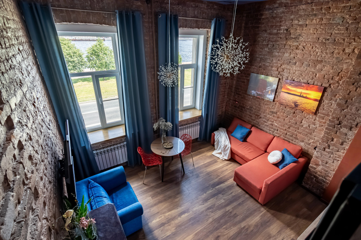 Апартаменты Лофт с Видом на Неву 3