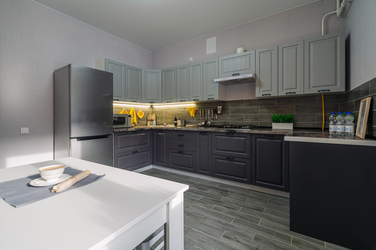 Квартира Трёхкомнатная 1-я Веткинская Улица 3