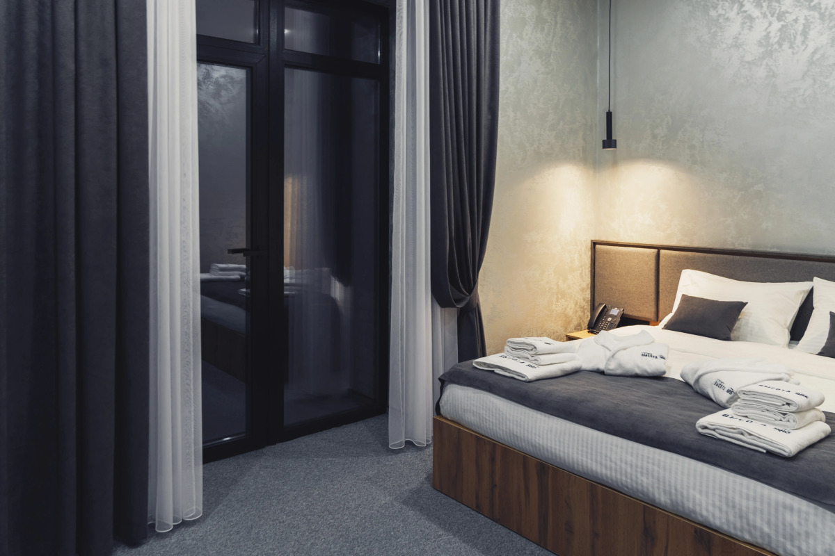 "Горная Высота 985"