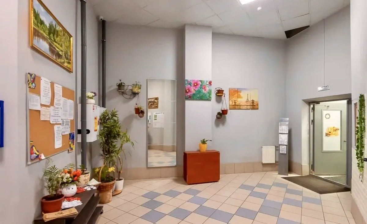 Апартаменты Уютная Студия с большой лоджией в доме бизнес-класса