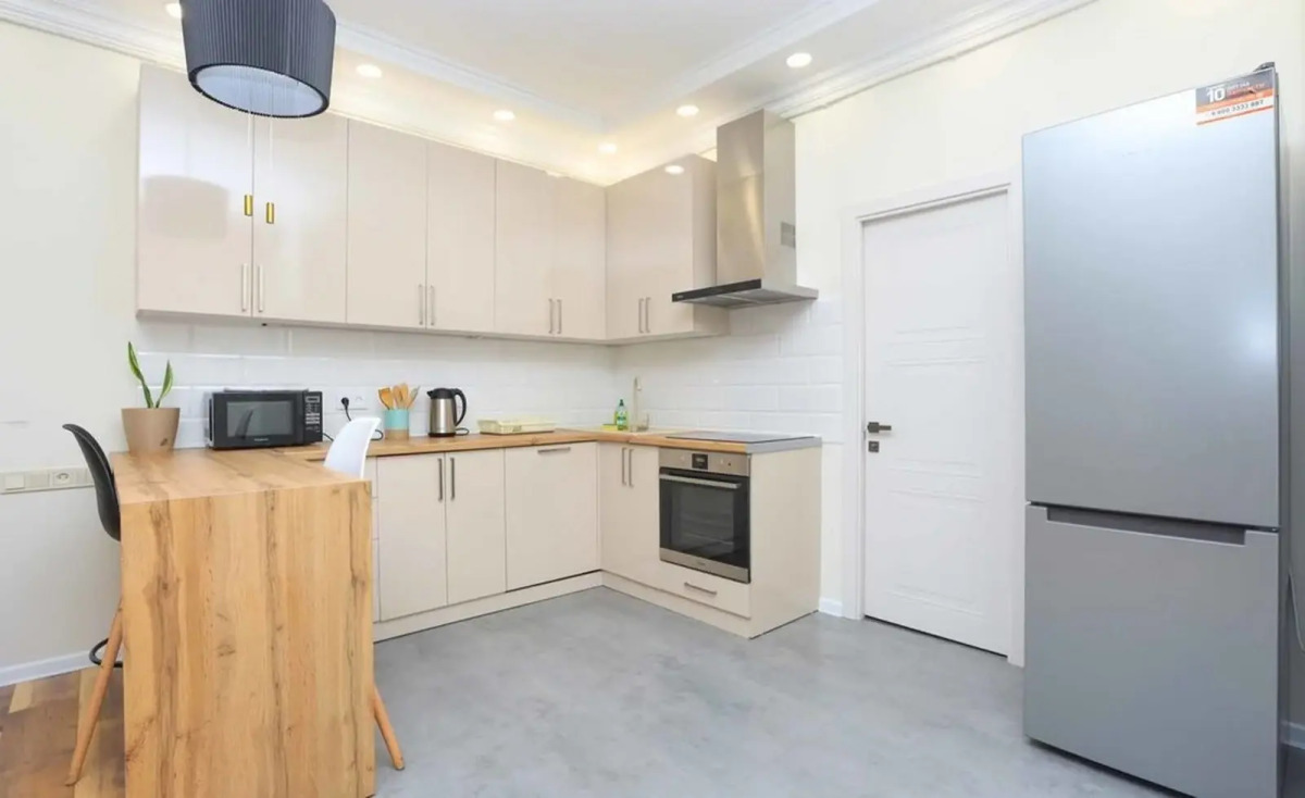 Апартаменты on Yekmalyan Str. 1-23/2