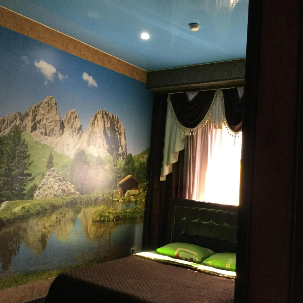 Отель Диамонд