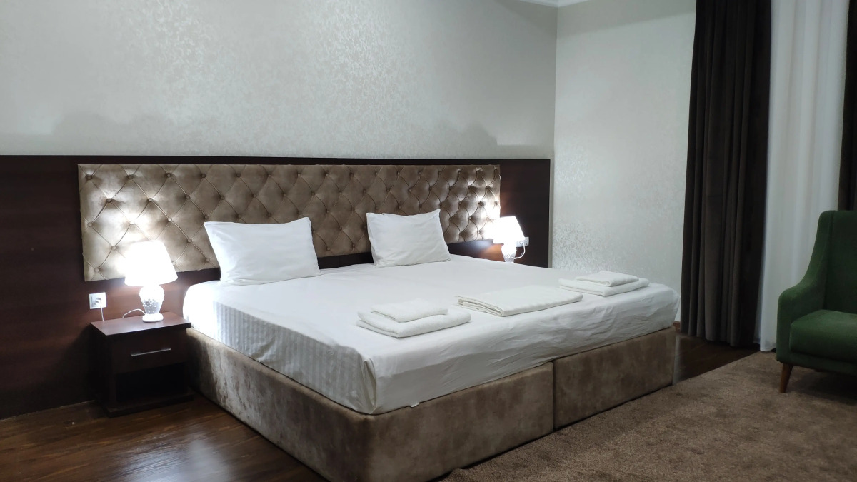 Отель Grand Turon Plaza